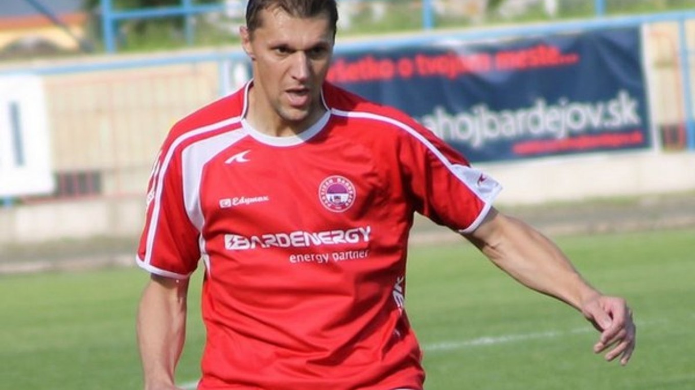 Vladimír Staš v bardejovskom drese. Aktuálne je už hráčom Šarišských Michalian. Hrať za ne bude môcť po vypršaní deväťmesačného trestu. 