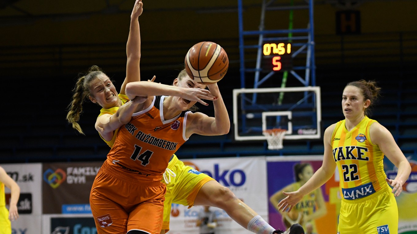 Samantha Logicová (vpravo) si na rolu líderky v Košiciach zvykla.