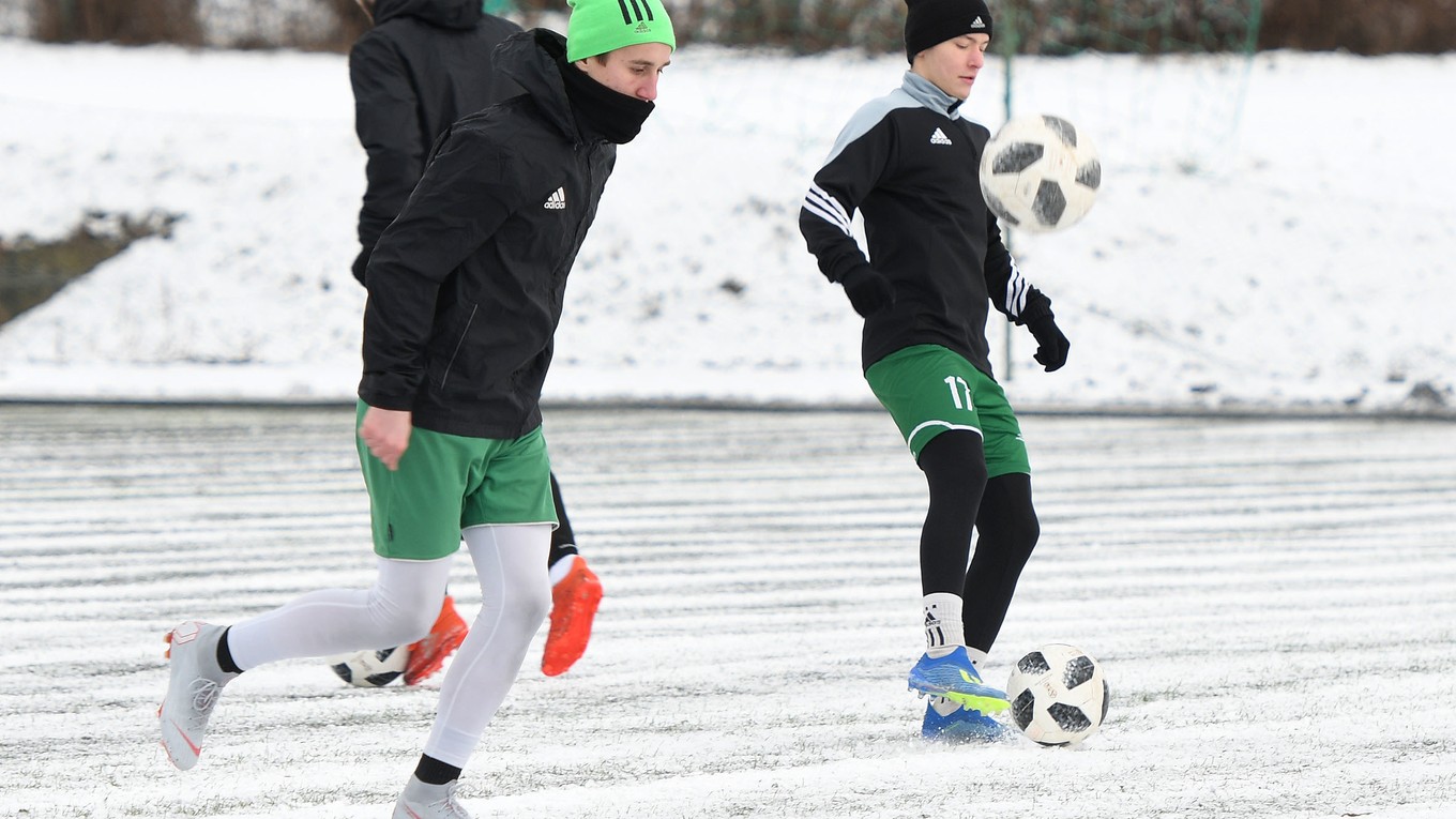 Futbalisti 1. FC Tatran Prešov odštartovali v tretí deň nového roka zimnú prípravu.