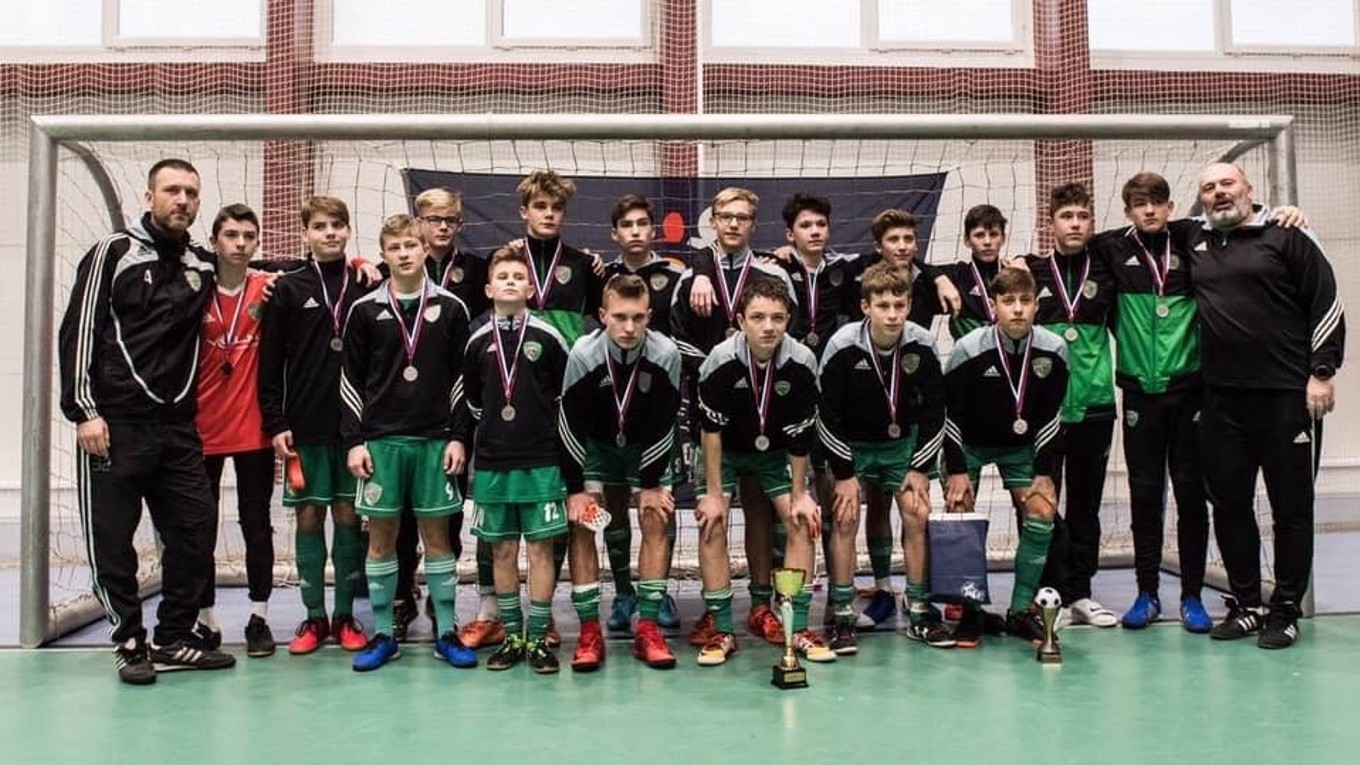 Futbalisti Tatrana Prešov U15 získali vo finále Halovej sezóny strieborné medaily.