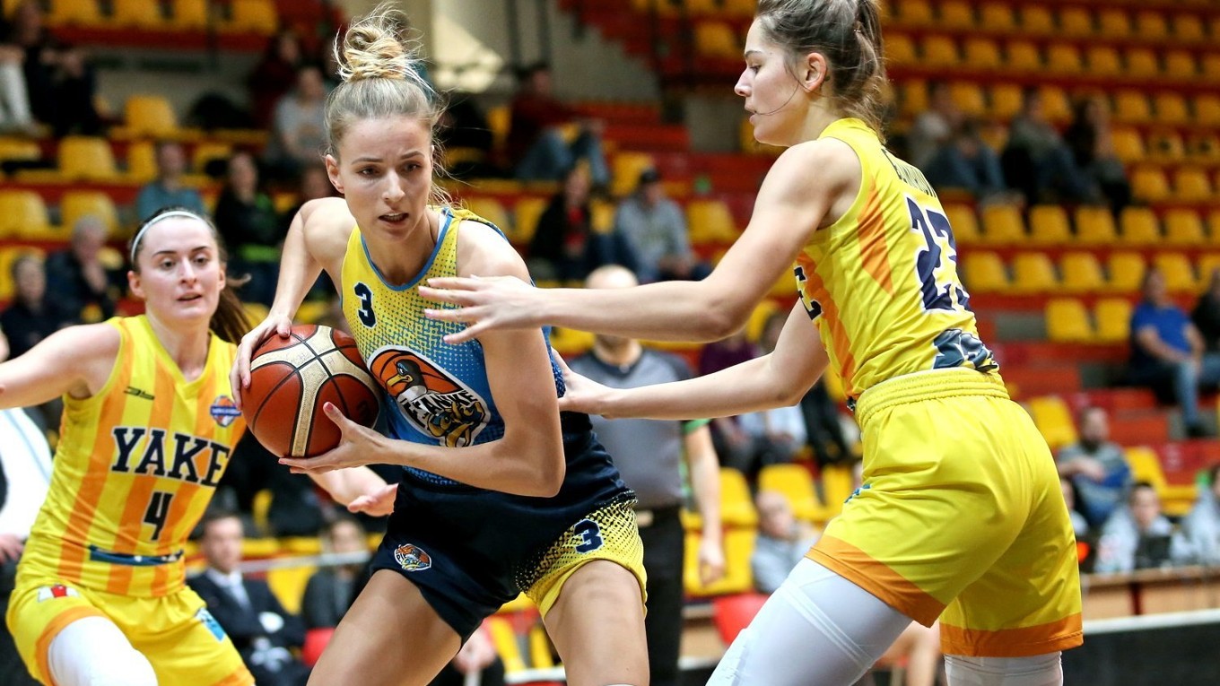 Na Slovenskom pohári mali Košičanky finále na dosah, no napokon podľahli Piešťanom o 5 bodov.