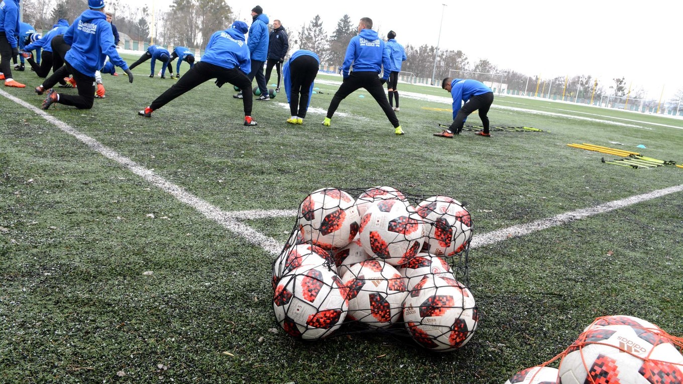 Deficit ihrísk s umelou trávou je citeľný najmä v zimnom období, v takmer štvrťmiliónových Košiciach je len jedno.