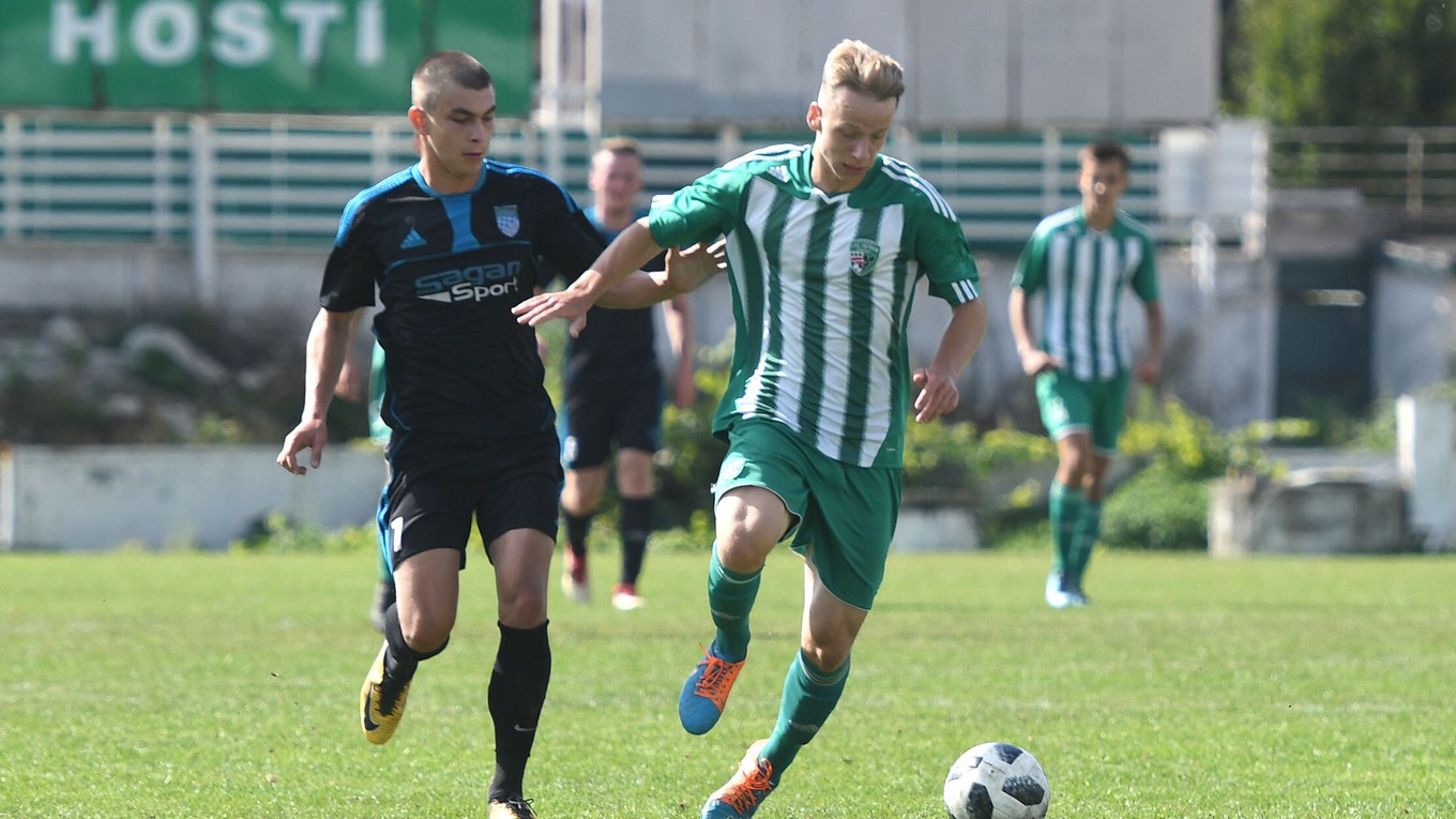 Nedeľňajším futbalovým predpoludniam v Prešove odzvonilo, béčko Tatrana nebude pokračovať v tretej lige.