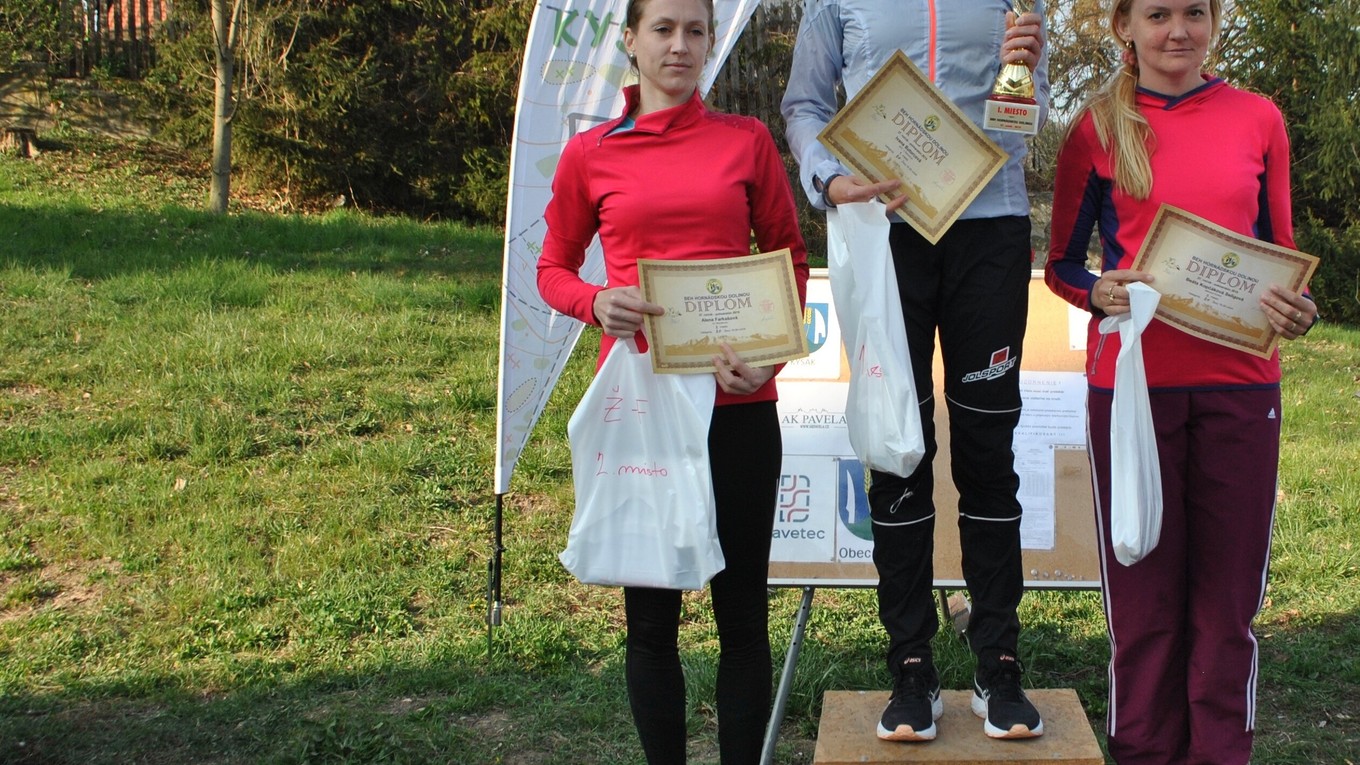 Medailový stupeň v ženskej kategórii do 39 rokov.