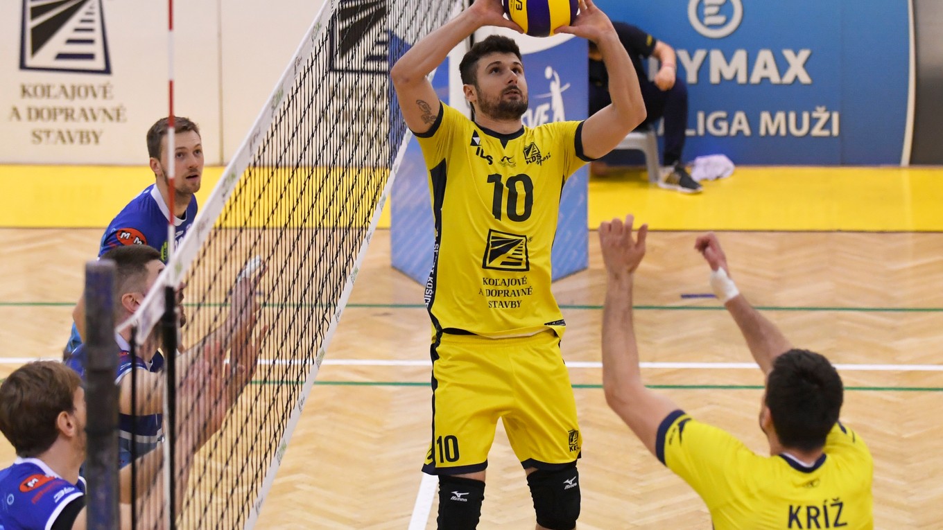 Semifinálová séria medzi Košicami a Nitrou je vyrovnaná. Rozhodne piaty zápas na východe republiky.