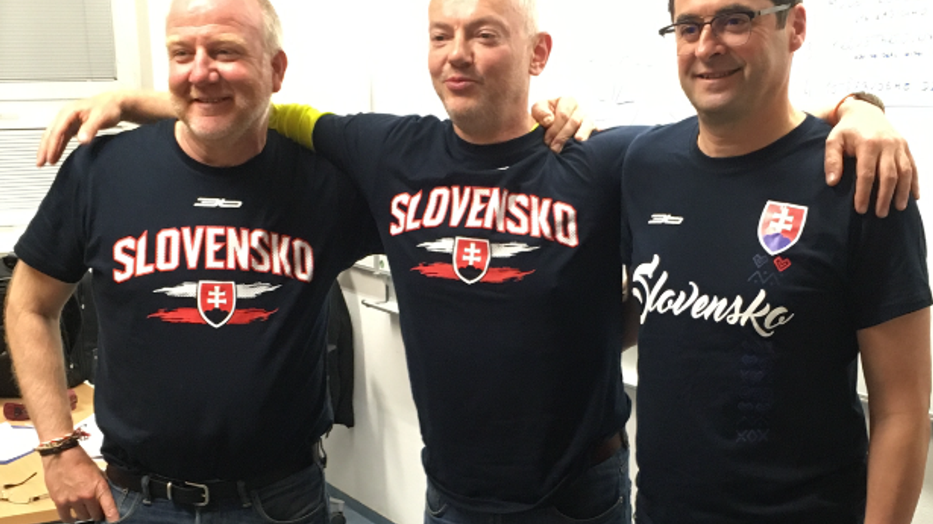 Miroslav Mackulín (vpravo) sa venuje rozvíjaniu projektov pre trénerov, hráčov a rodičov.