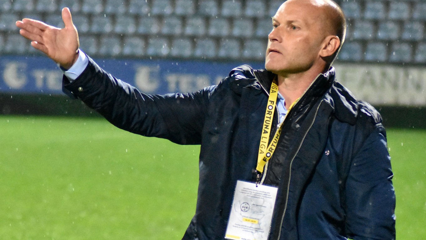 Trénera Antona Šoltisa teší zlepšujúci sa herný prejav mužstva, mrzia však niektoré výsledky.