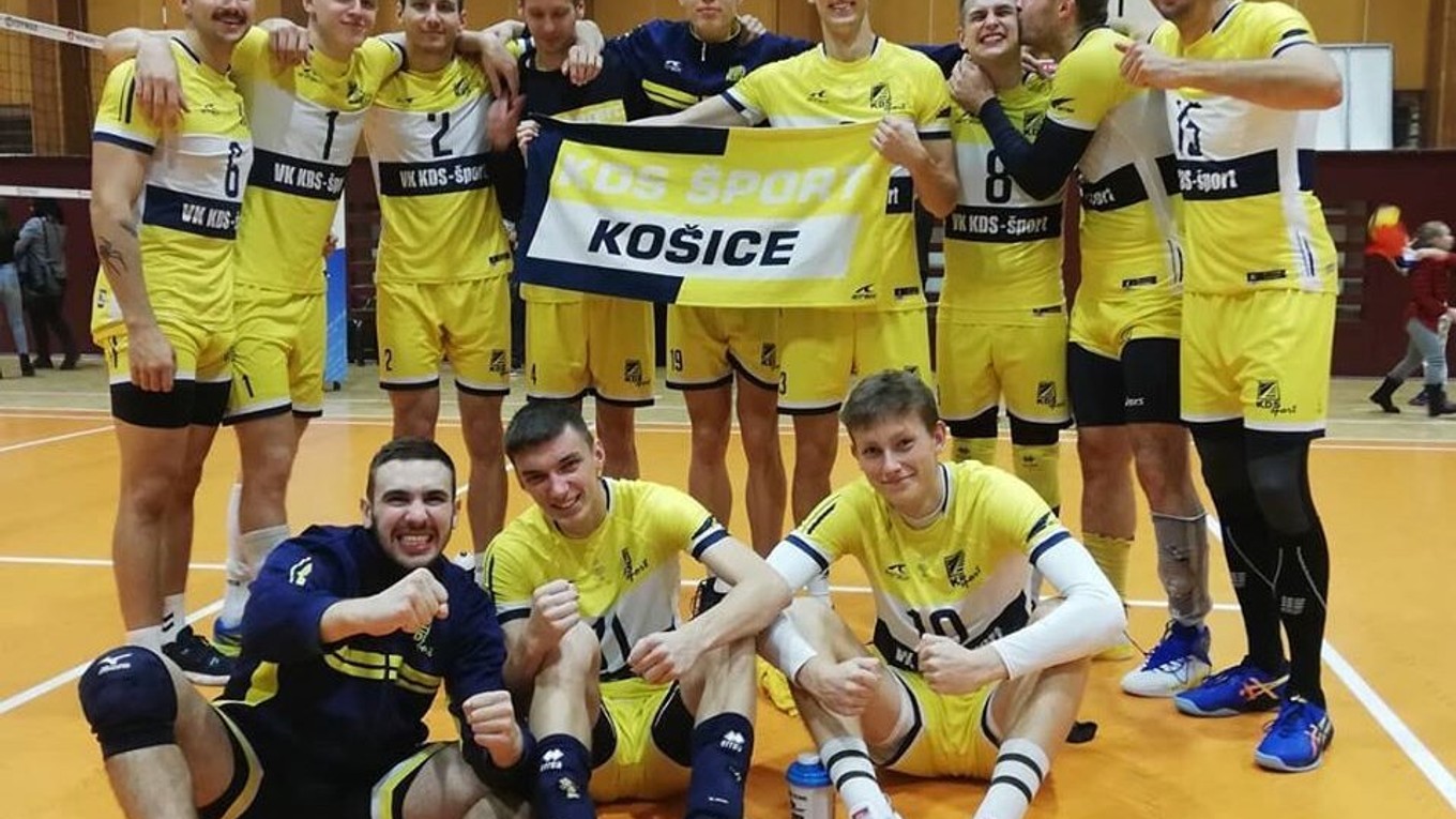 Radosť košických volejbalistov po víťaznom derby vo Svidníku v uplynulom kole.