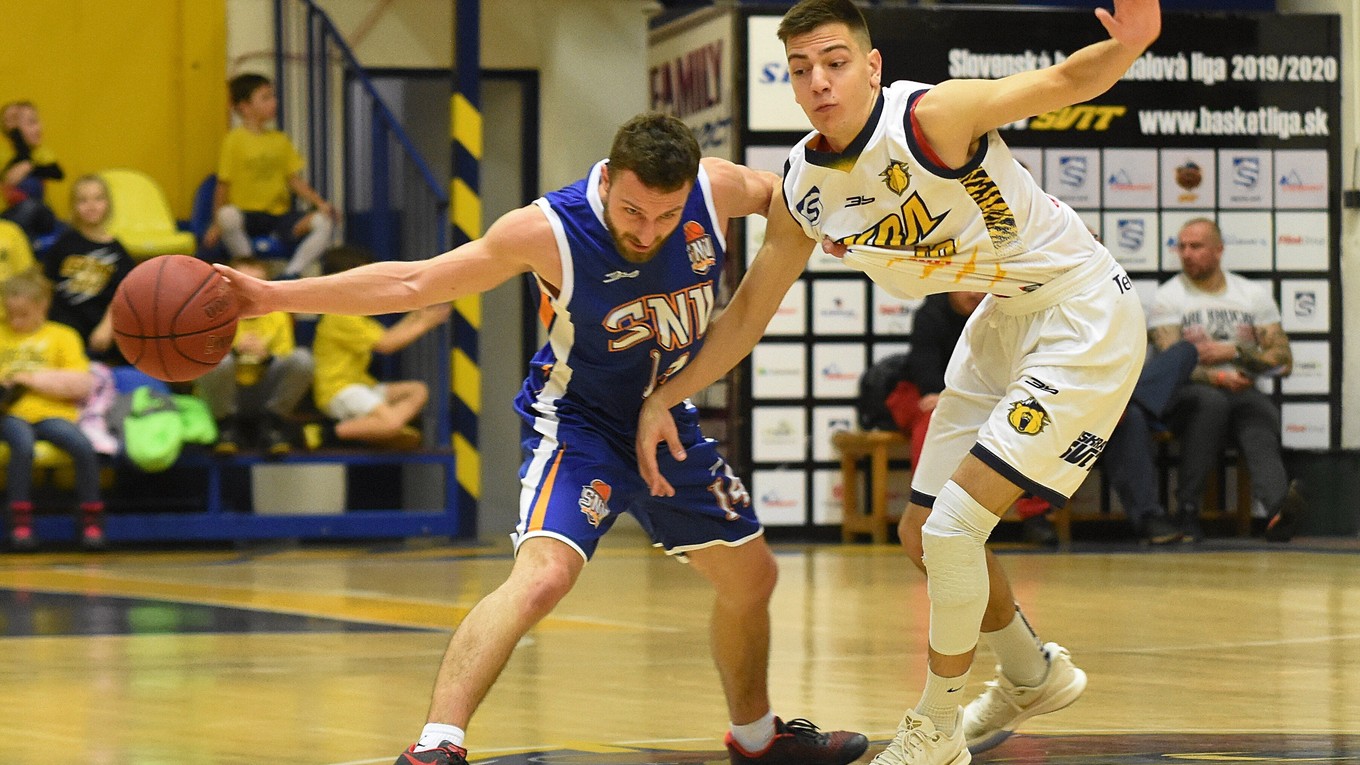 A. Monček (vpravo) pripomína Baldovskému seba za mlada.