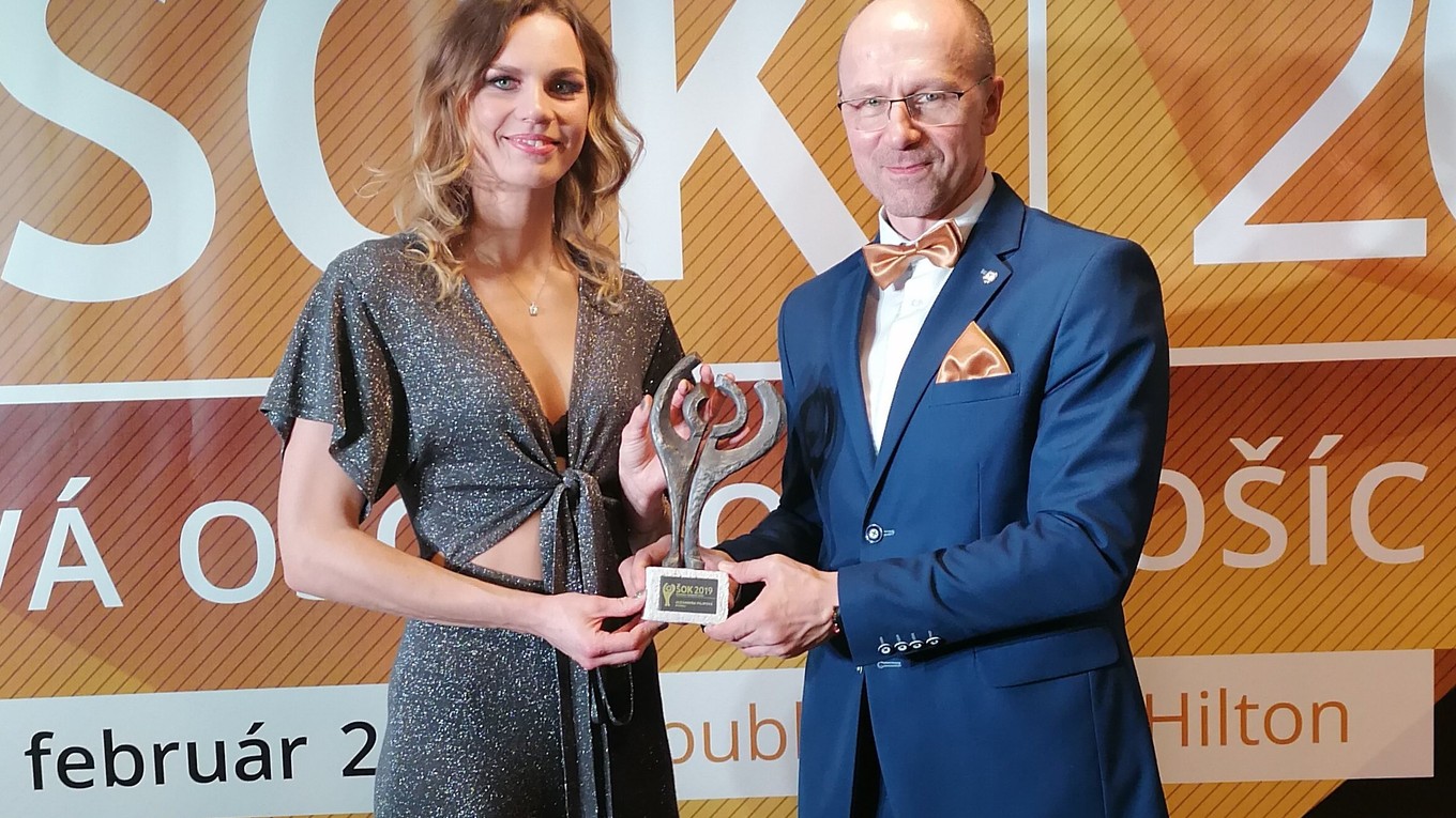 Lucia Cmárová s trénerom Petrom Onuščákom na nedávnom galavečere ŠOK 2019.