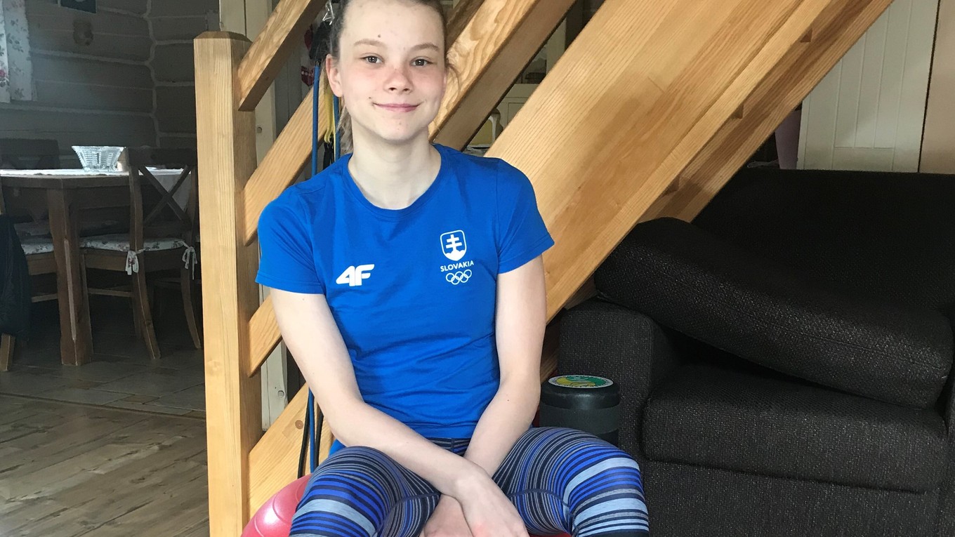 Lilian Slušná v domácej telocvični a posilňovni v Lučivnej.