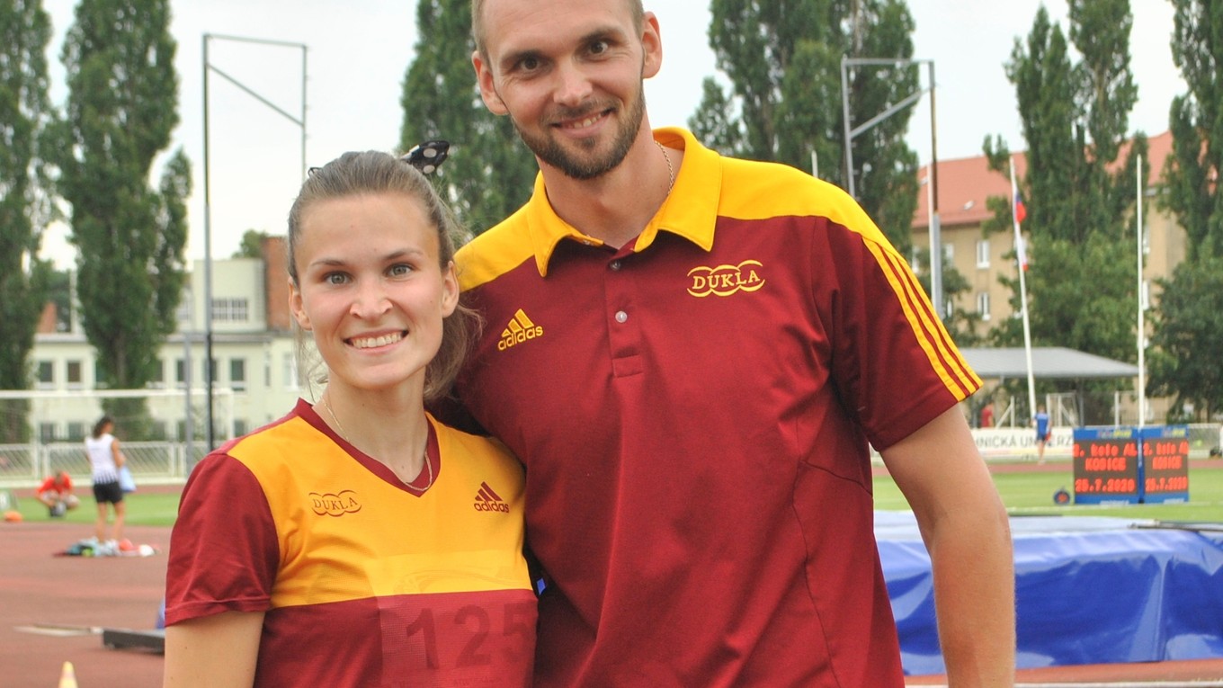 Stanka Škvarková s trénerom a manželom Michalom.