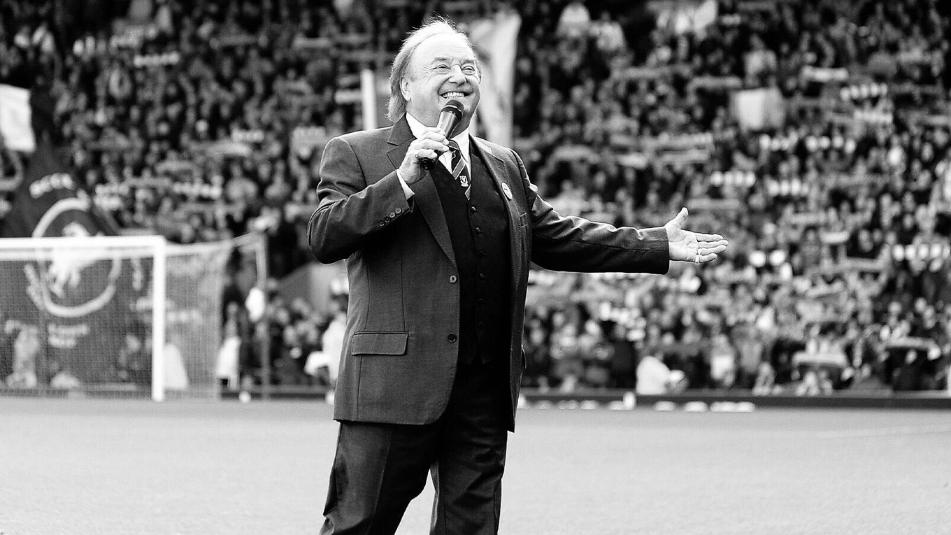 Gerry Marsden, spevák skupiny Band Gerry and Pacemakers a autor hitu You’ll Never Walk Alone.