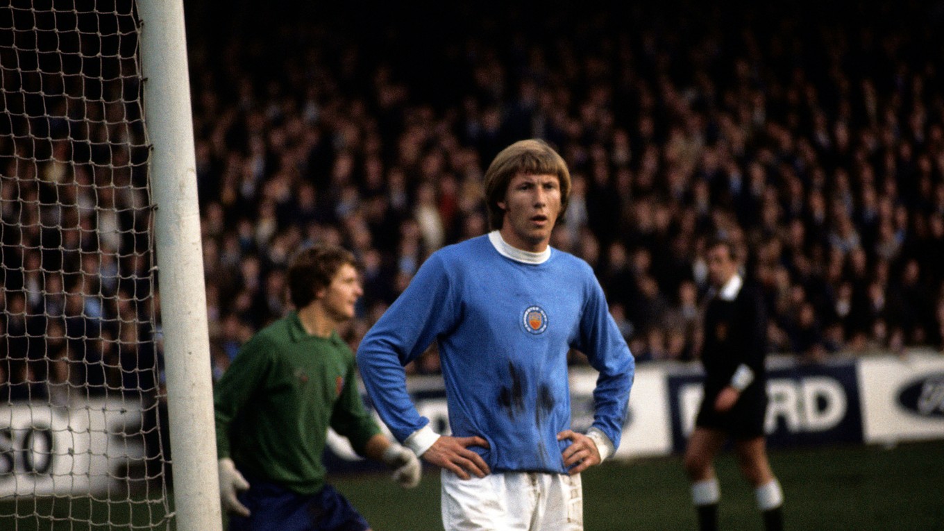 Colin Bell počas zápasu v roku 1970. 