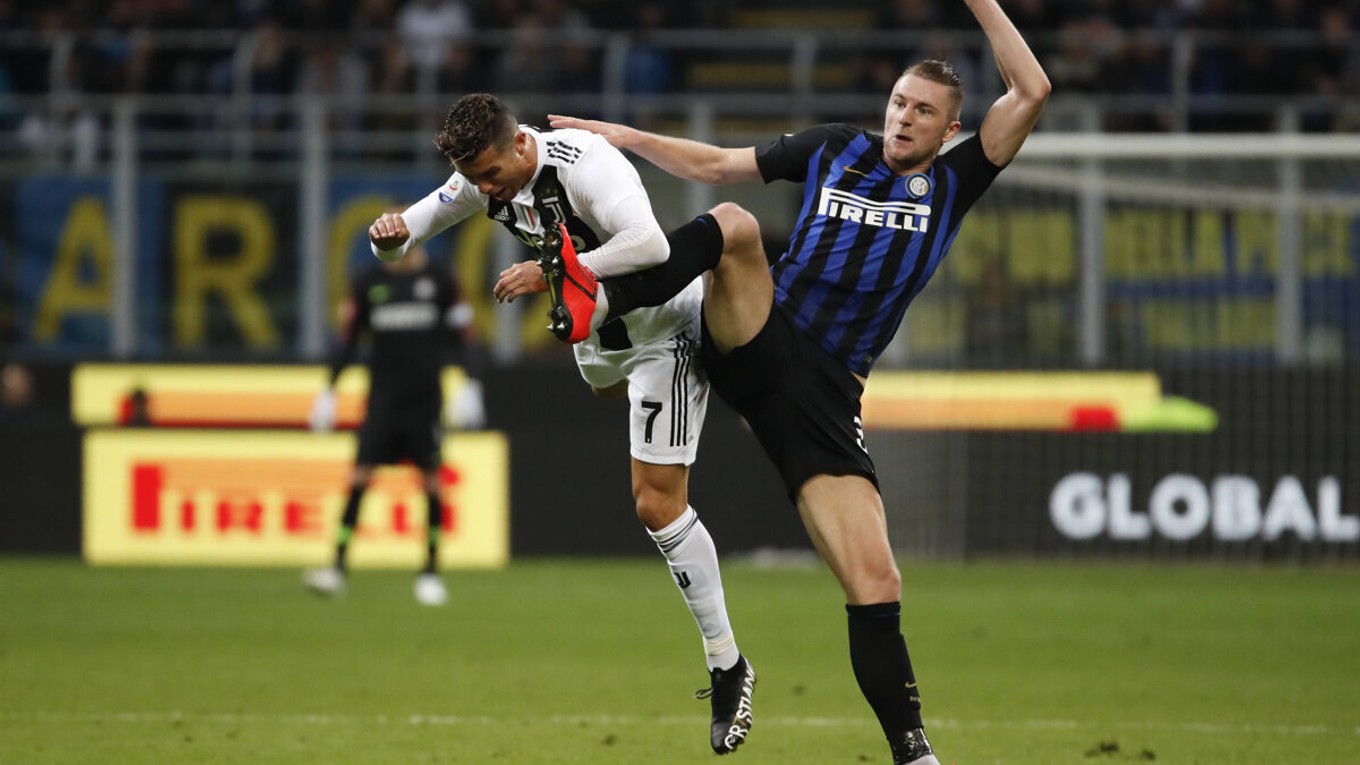 Futbal Inter Miláno - Juventus Turín zo Serie A LIVE dnes.