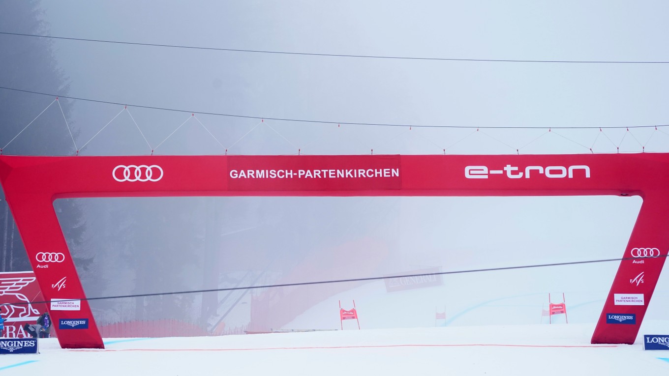 Super-G v nemeckom Garmisch-Partenkirchene odložili. 