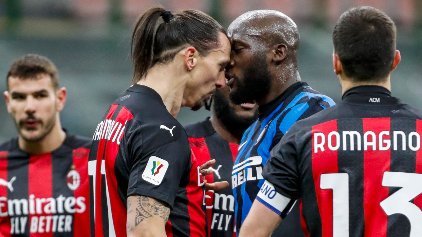 Zlatan Ibrahimovič a Romelu Lukaku mali konflikt v zápase Inter Miláno - AC Miláno.