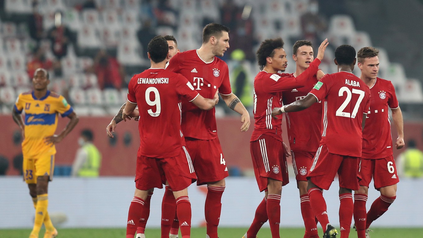 Hráči Bayernu Mníchov sa tešia z gólu vo finále MS klubov.