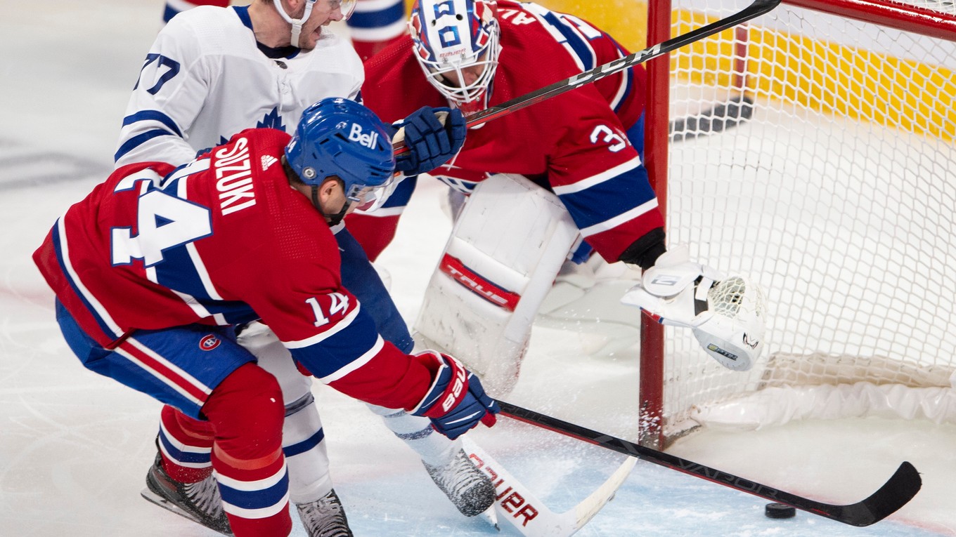 Momentka zo zápasu Montreal Canadiens - Toronto Maple Leafs.