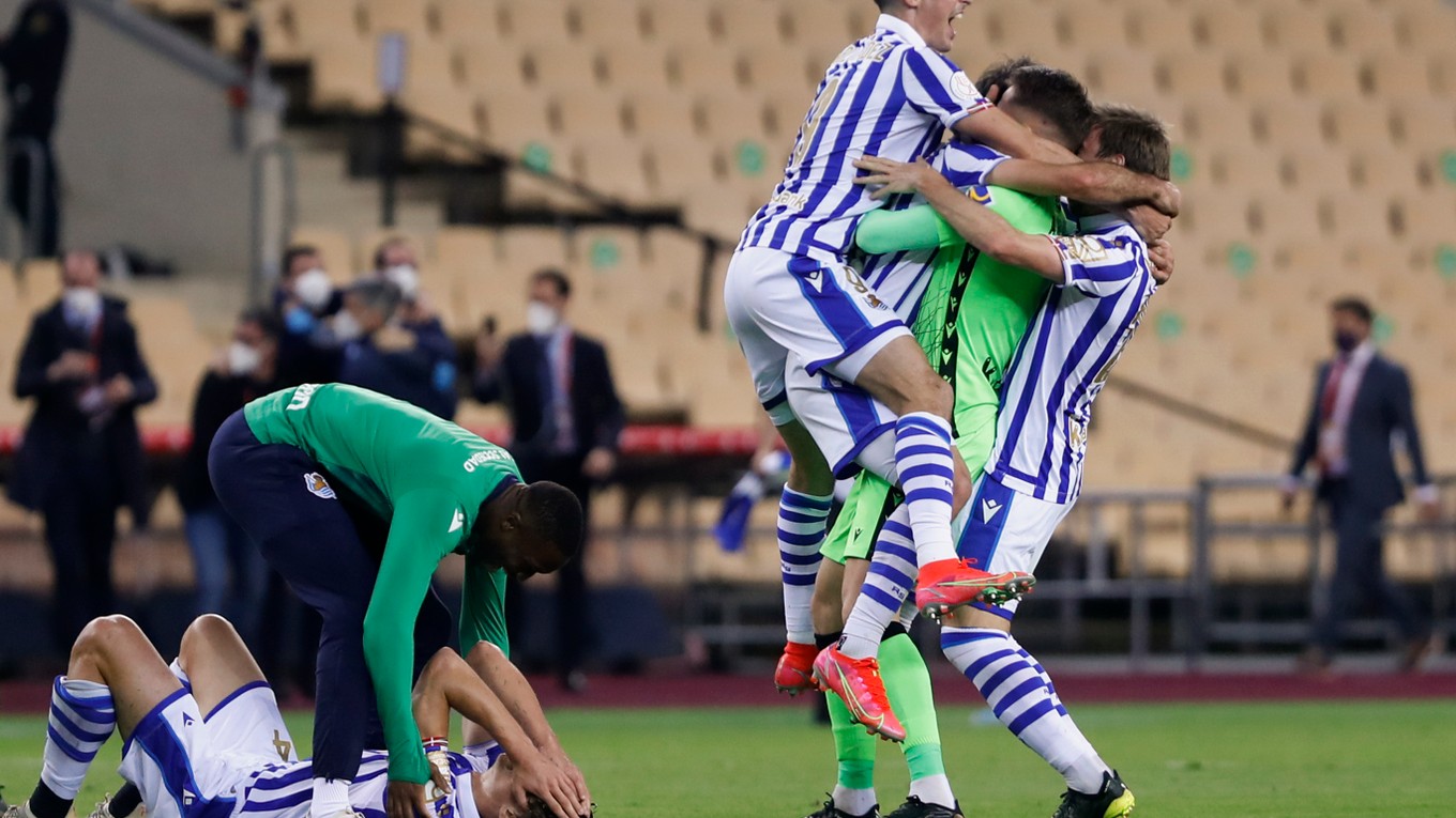Futbalisti Realu Sociedad sa tešia z triumfu v Copa del Rey. 