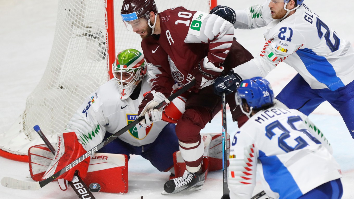 Lotyšsko - Taliansko na MS v  hokeji 2021.