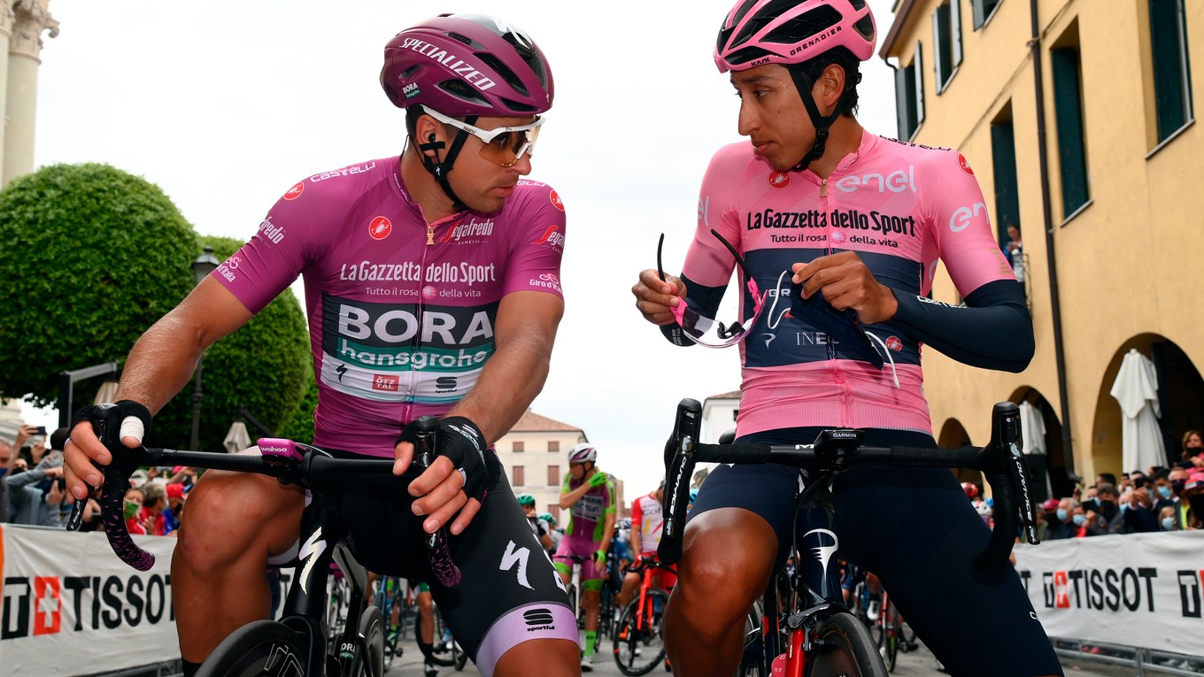 Peter Sagan a Egan Bernal na Giro d'Italia 2021.