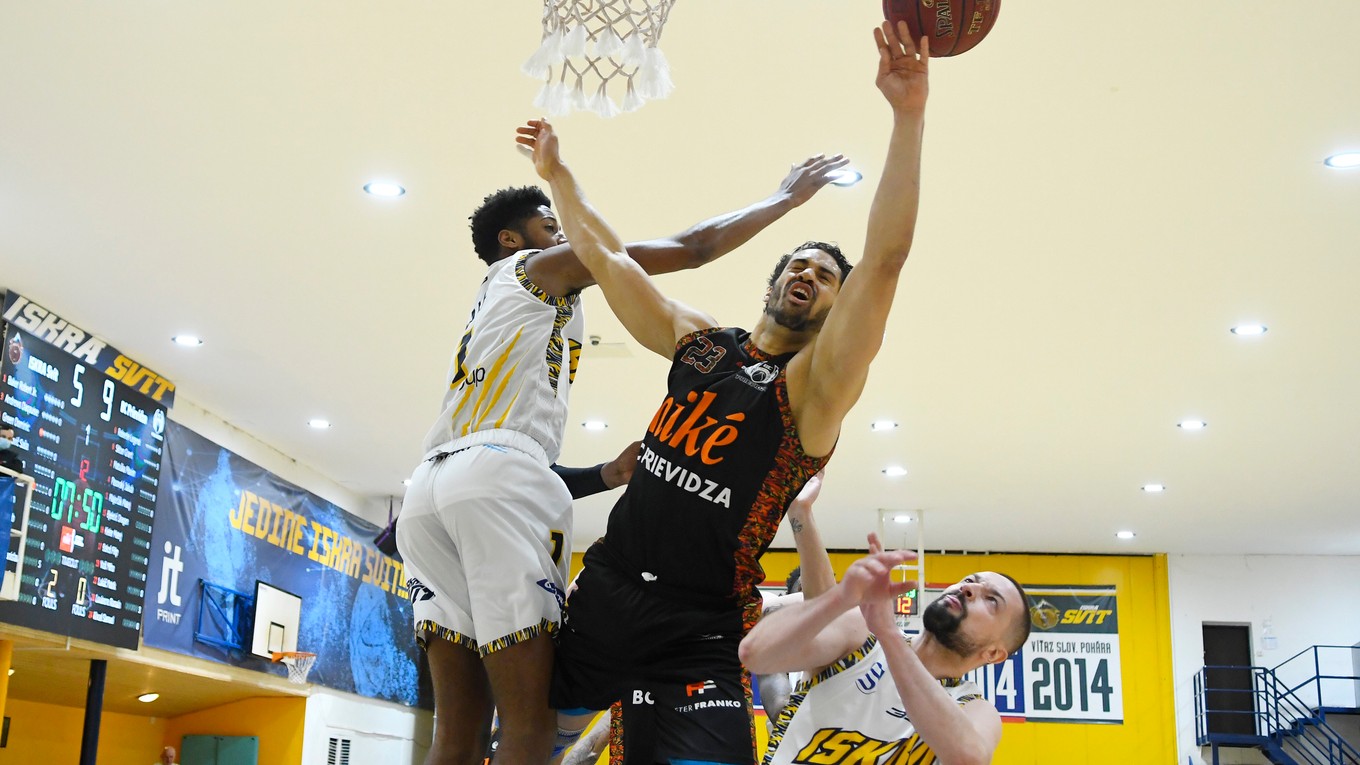 Momentka zo zápasu Niké SBL.