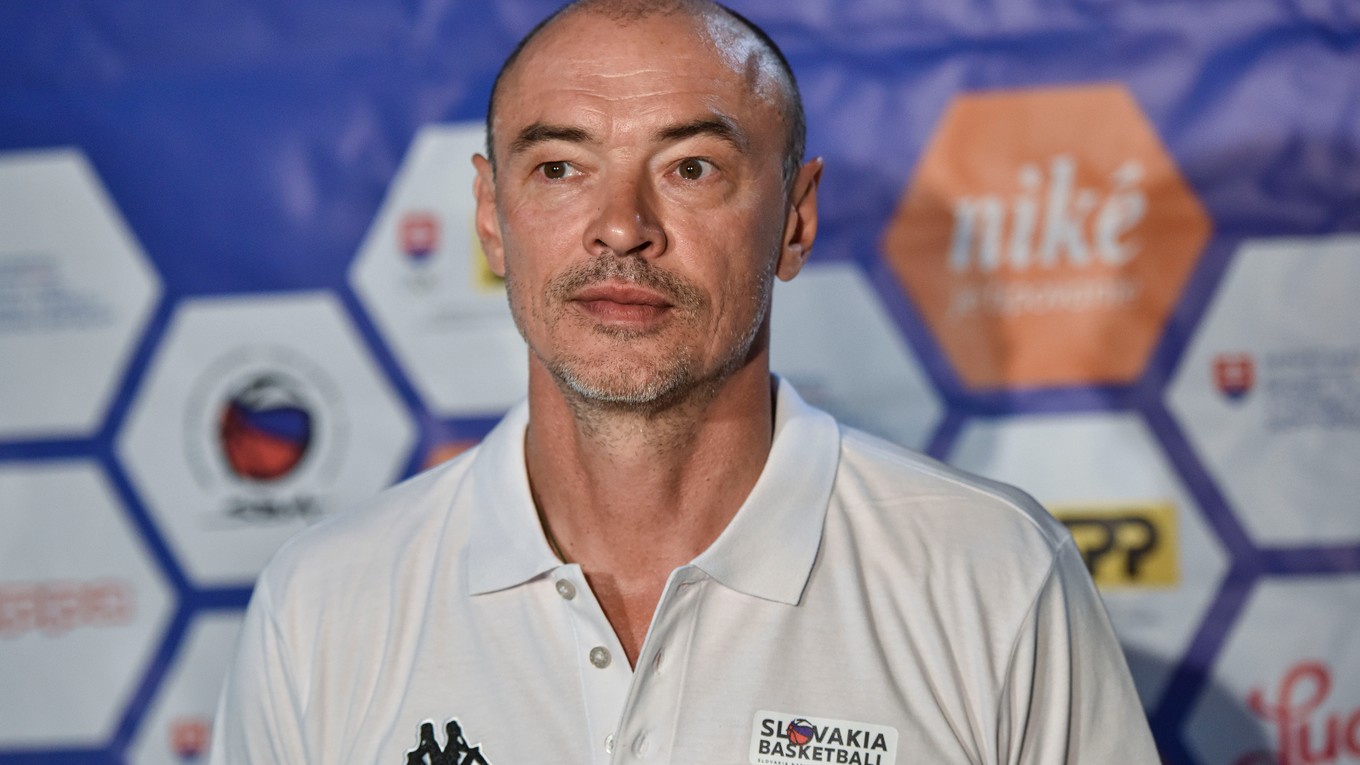 Tréner slovenskej basketbalovej reprezentácie mužov Oleg Meleščenko.
