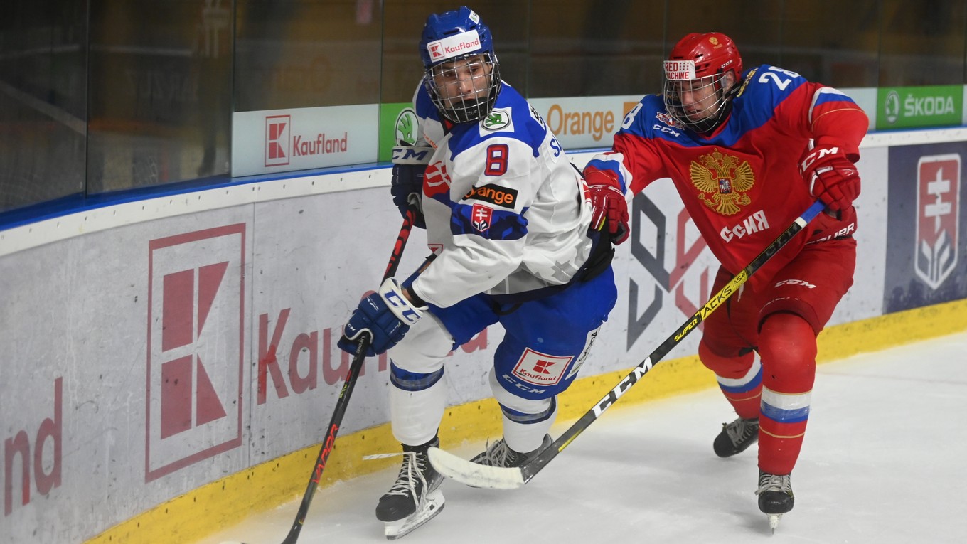 Momentka zo zápasu Slovensko U18 - Rusko U18 z finále Hlinka Gretzky Cup 2021.