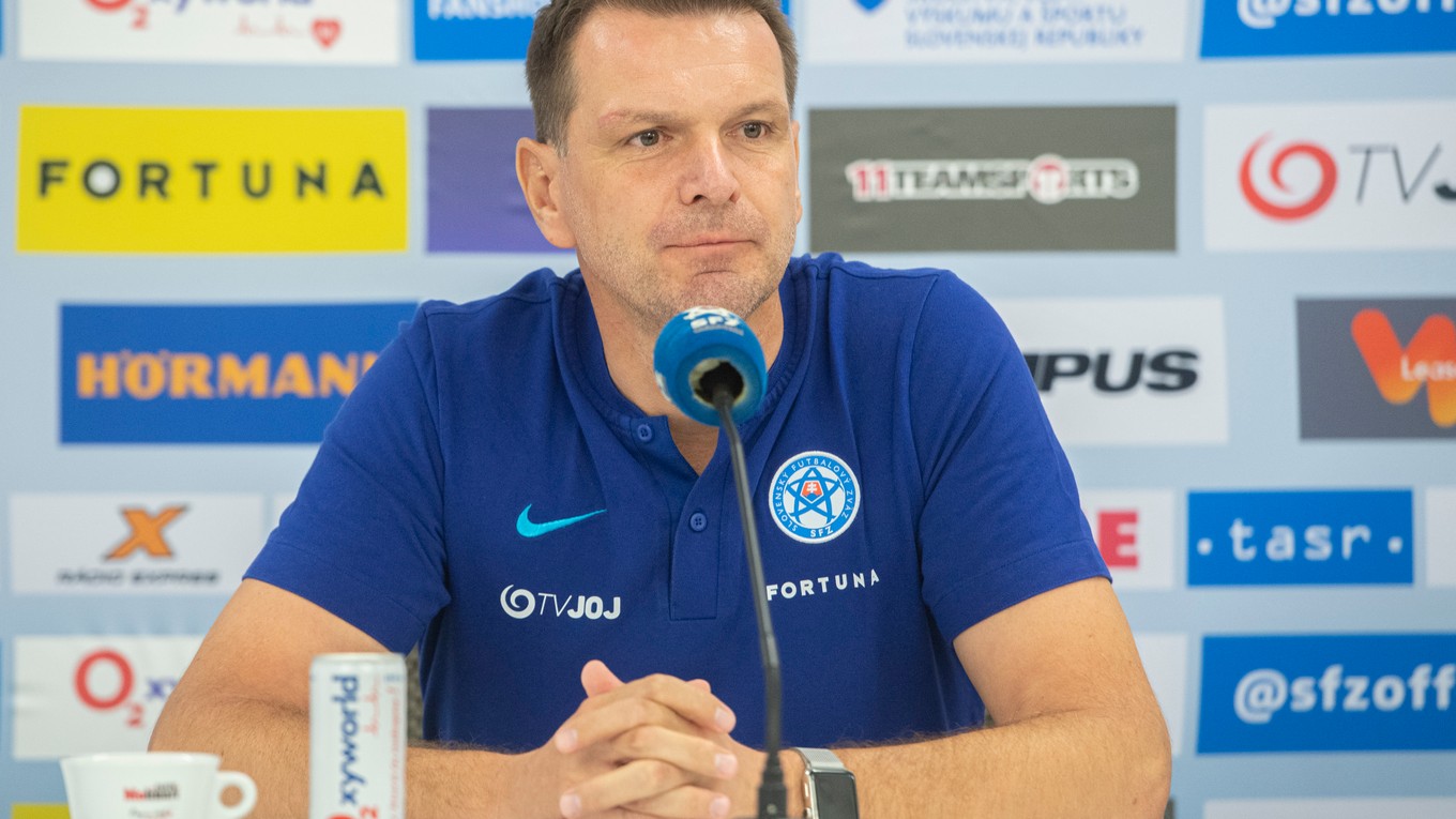 Tréner slovenskej futbalovej reprezentácie - Štefan Tarkovič.