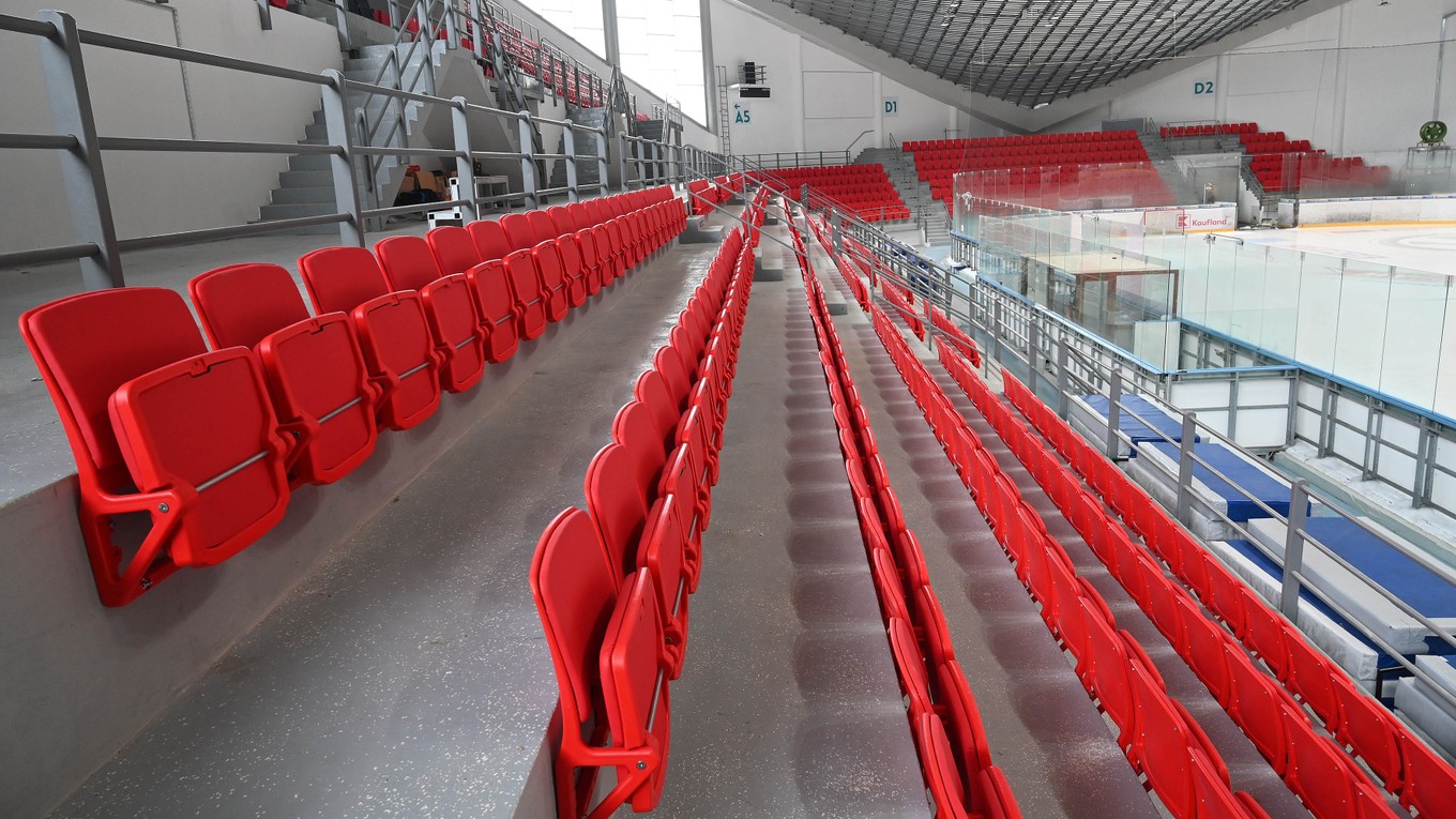 Sedačky na štadióne HC Grotto Prešov.