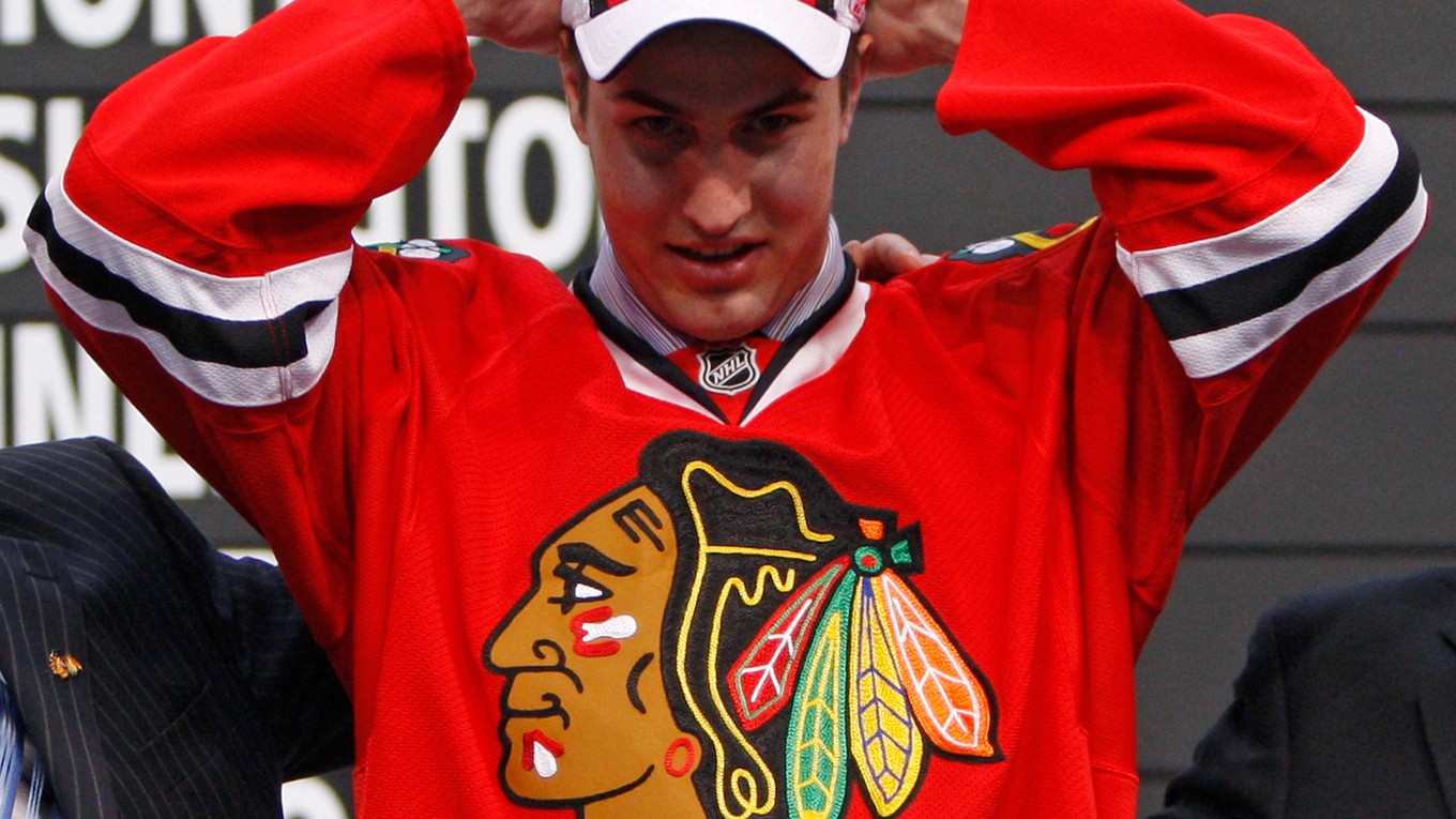 Kyle Beach počas draftu NHL v roku 2008.