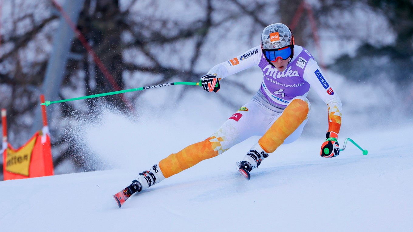 Slovenská lyžiarka Petra Vlhová počas super-G v Zauchsensee.