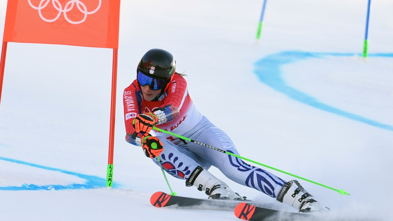 Slovenská lyžiarka Petra Vlhová počas obrovského slalomu na ZOH 2022 v Pekingu. 