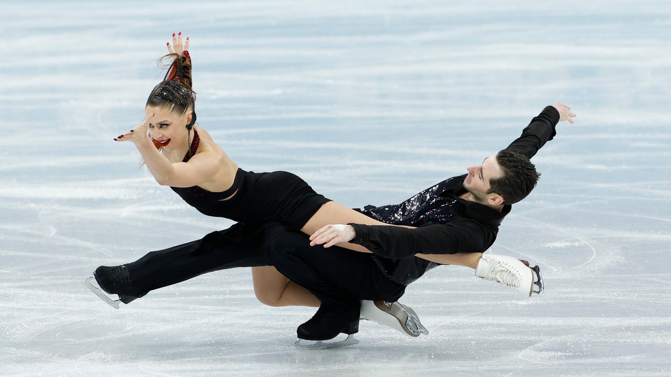 Ukrajinský tanečný pár Oleksandra Nazarova a Maksym Nikitin na ZOH v Pekingu.