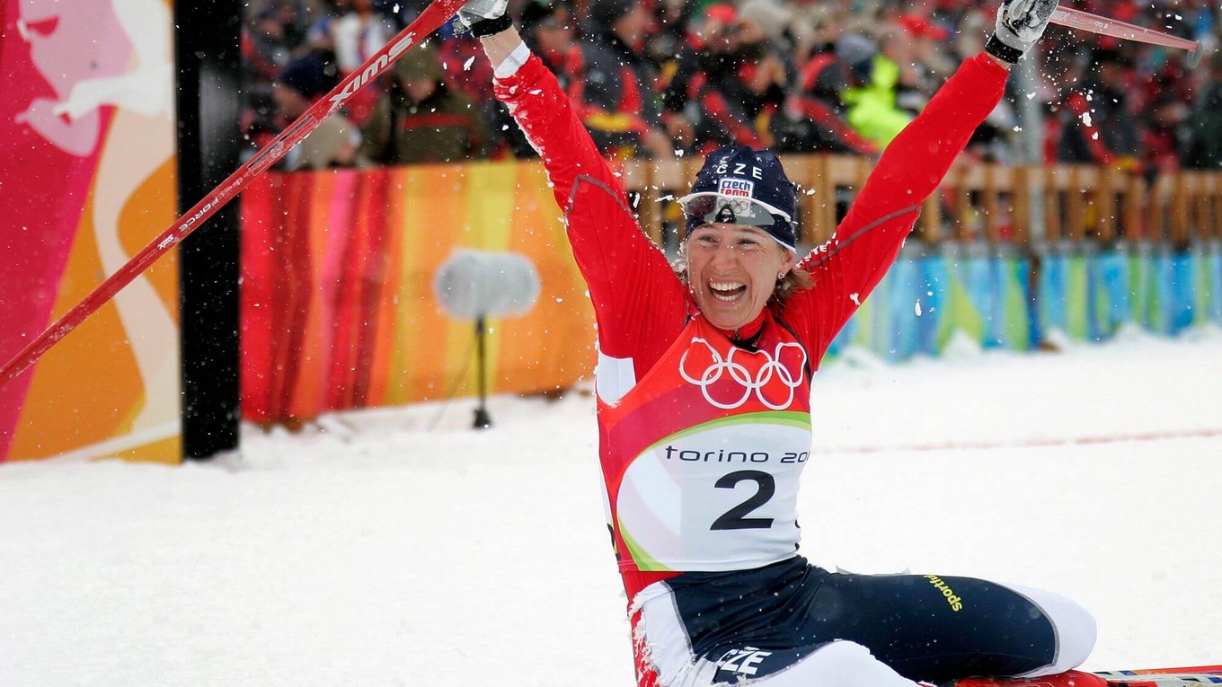 Kateřina Neumannová po triumfe v pretekoch na 30 km na ZOH 2006 v Turíne.