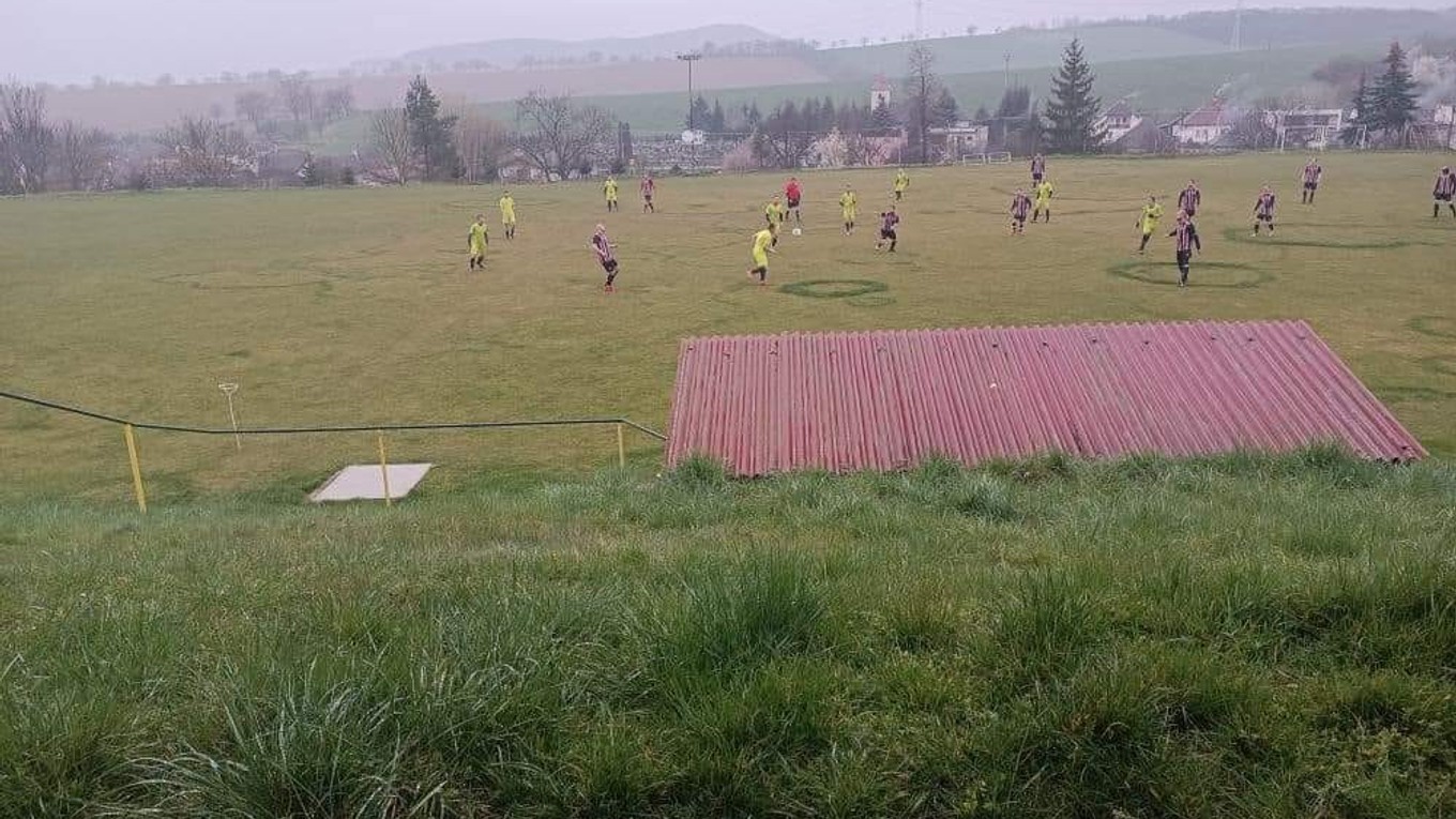 Ihrisko TJ Družstevník Šípkové.