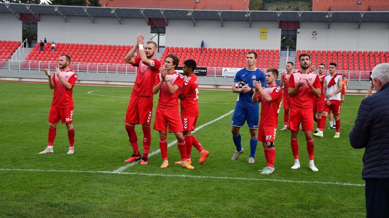 Futbalisti MŠK Považská Bystrica.