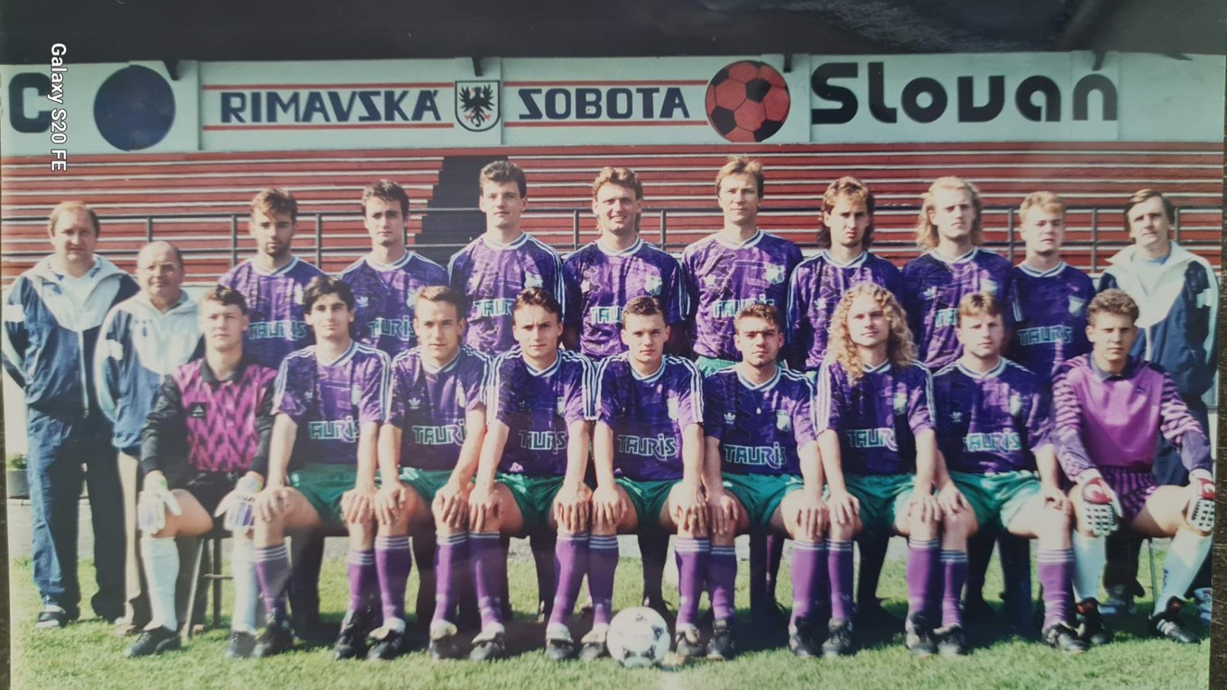 Mužstvo Rimavskej Soboty v sezóne 1994/1995.