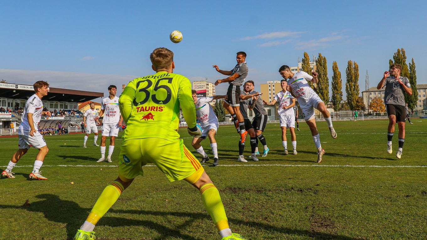 Momentka zo zápasu Slávia TU Košice - Rimavská Sobota. 