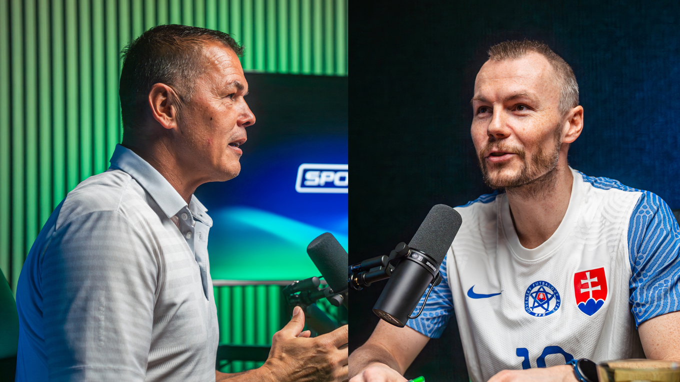 Marián Zeman a Martin Petro pri nahrávaní podcastu Taký je futbal.