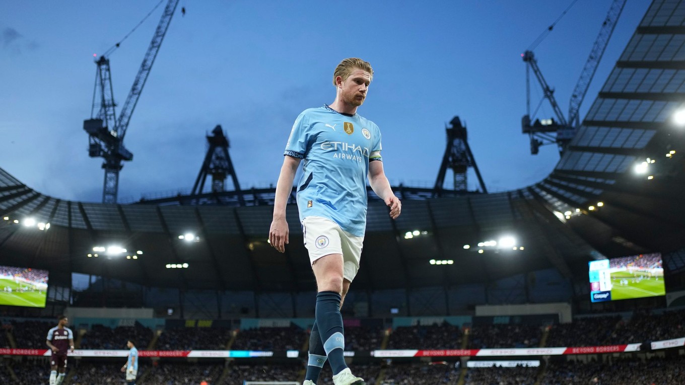 Belgický futbalista Kevin de Bruyne v drese Manchestru City. 