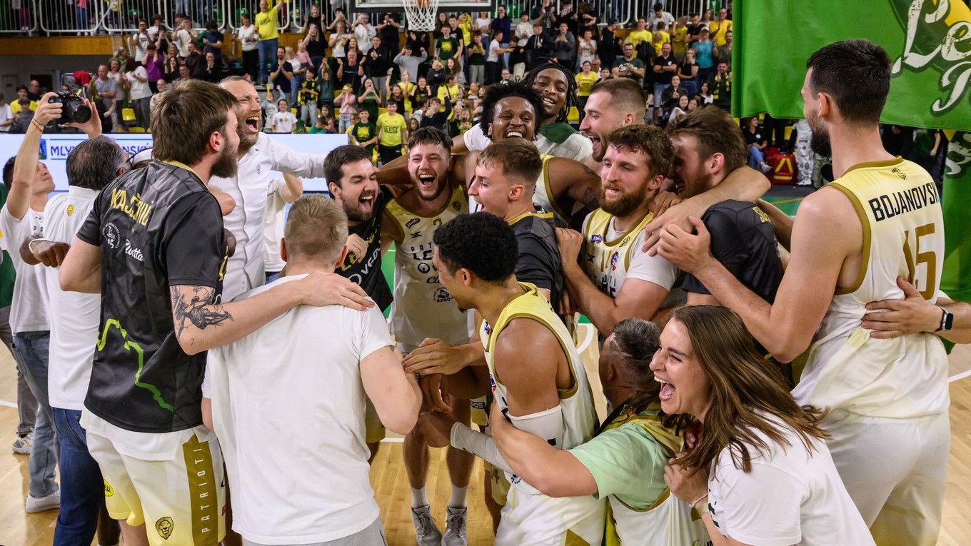 Basketbalisti klubu Patrioti Levice.