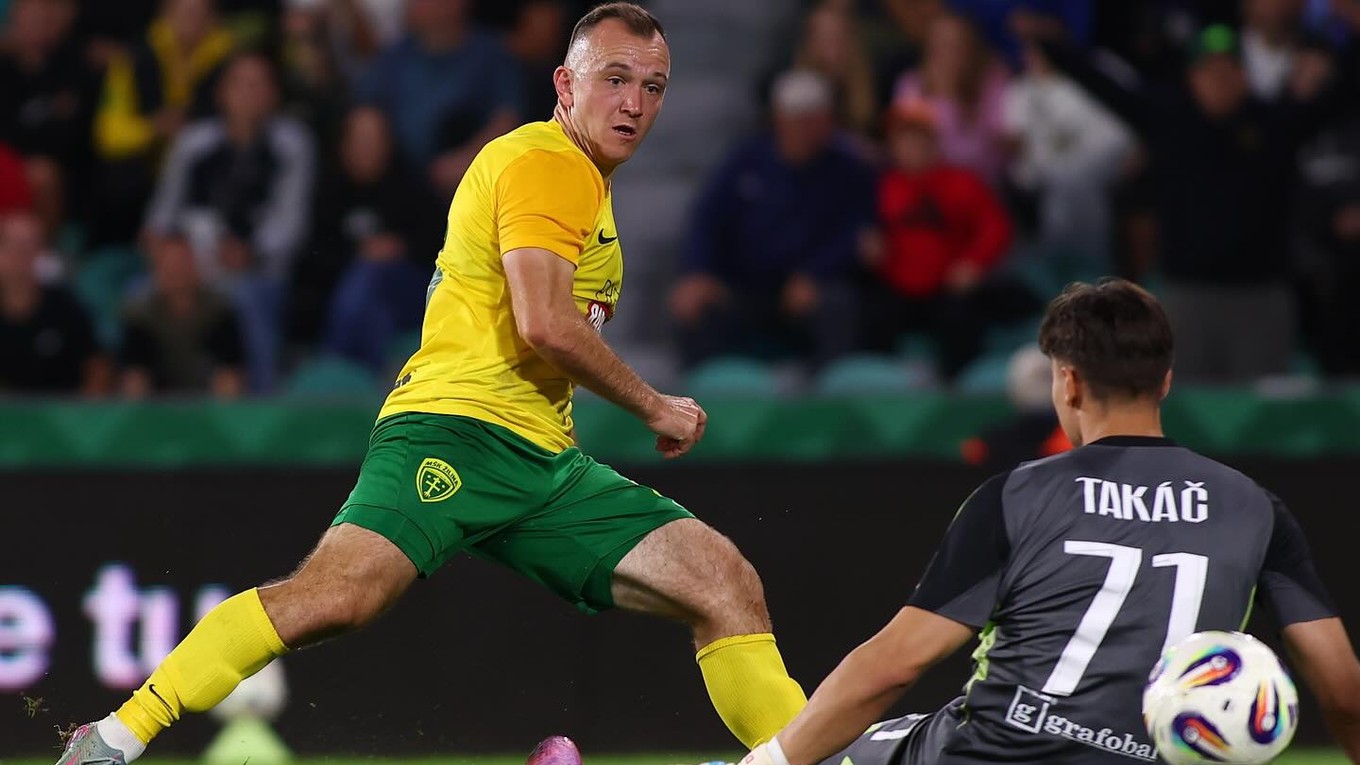 Momentka zo zápasu Žilina - ŠK Slovan Bratislava