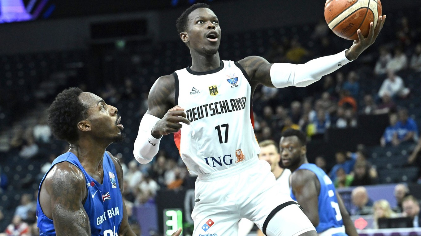 Dennis Schroder v zápase Nemecko - Veľká Británia