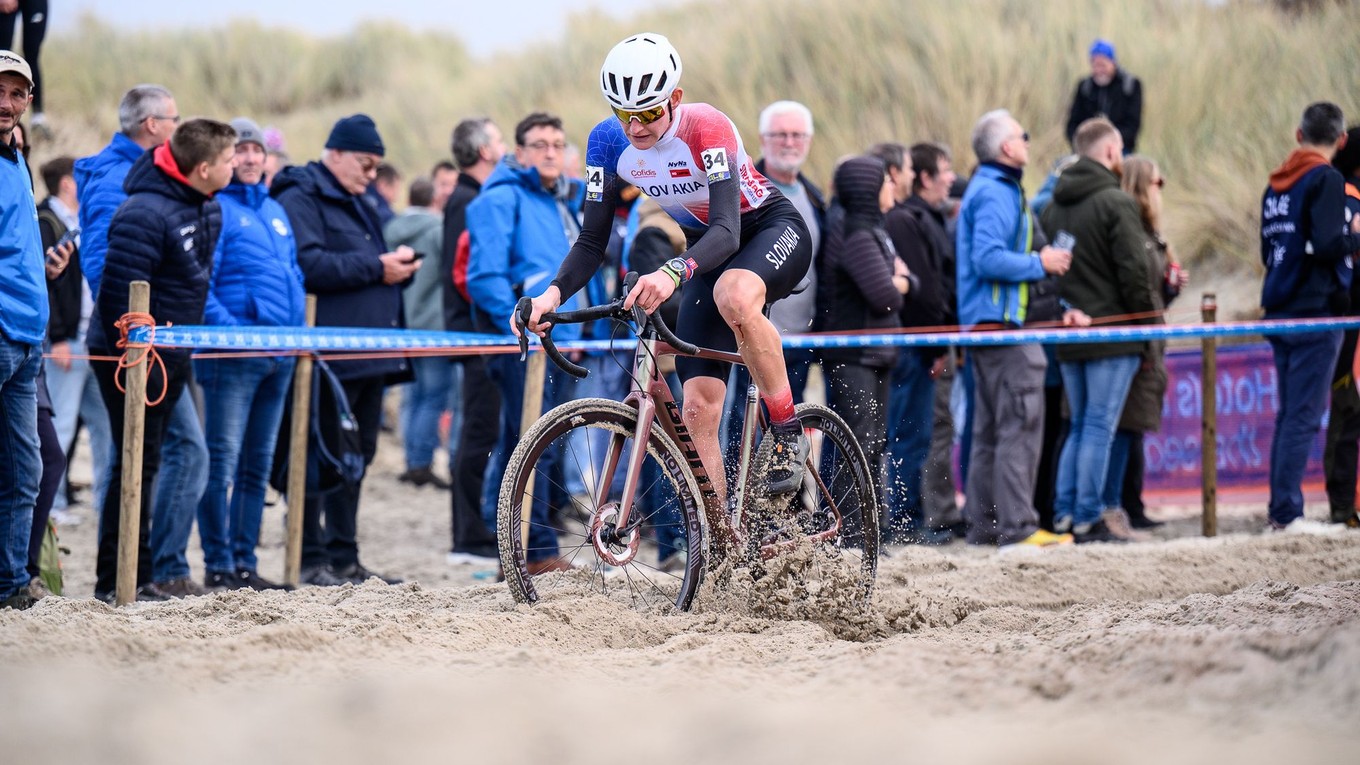 Momentka z MS v cyklokrose 2025.