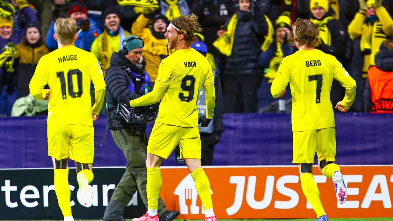 Hráči Bodö/Glimt oslavujú gól