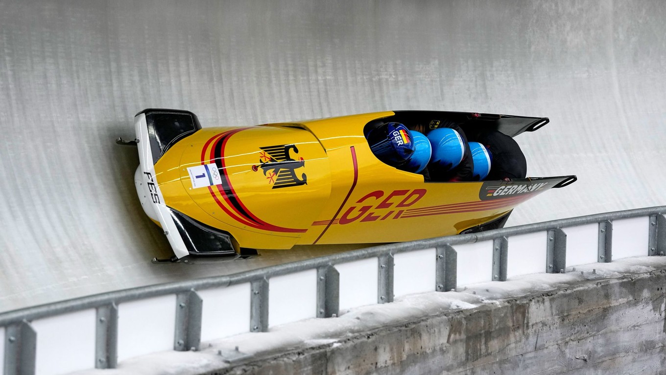 Nemecká posádka počas ZOH 2026.