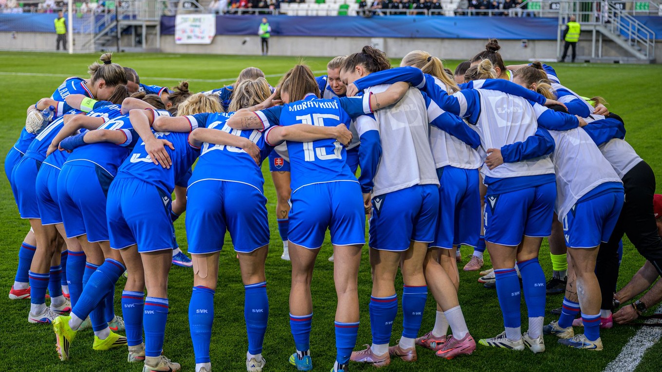 Slovenská ženská futbalová reprezentácia