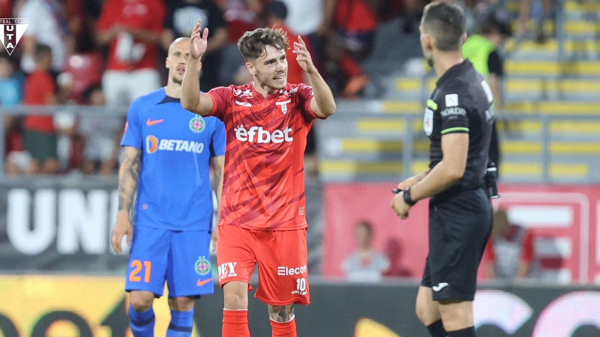 Andrej Fábry v drese UTA Arad.